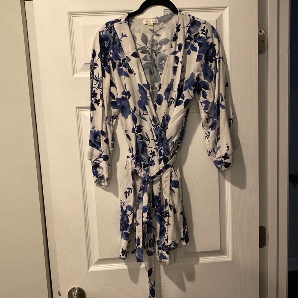 Yumi Kim Dream Lover Robe - Picture 4 of 5